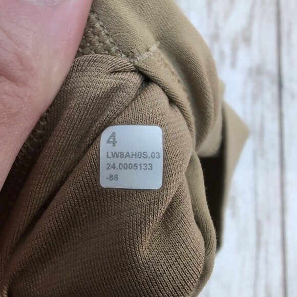 Lululemon Nulu Slim Fit High Rise Skirt Size 4 Army Green - Picture 5 of 7